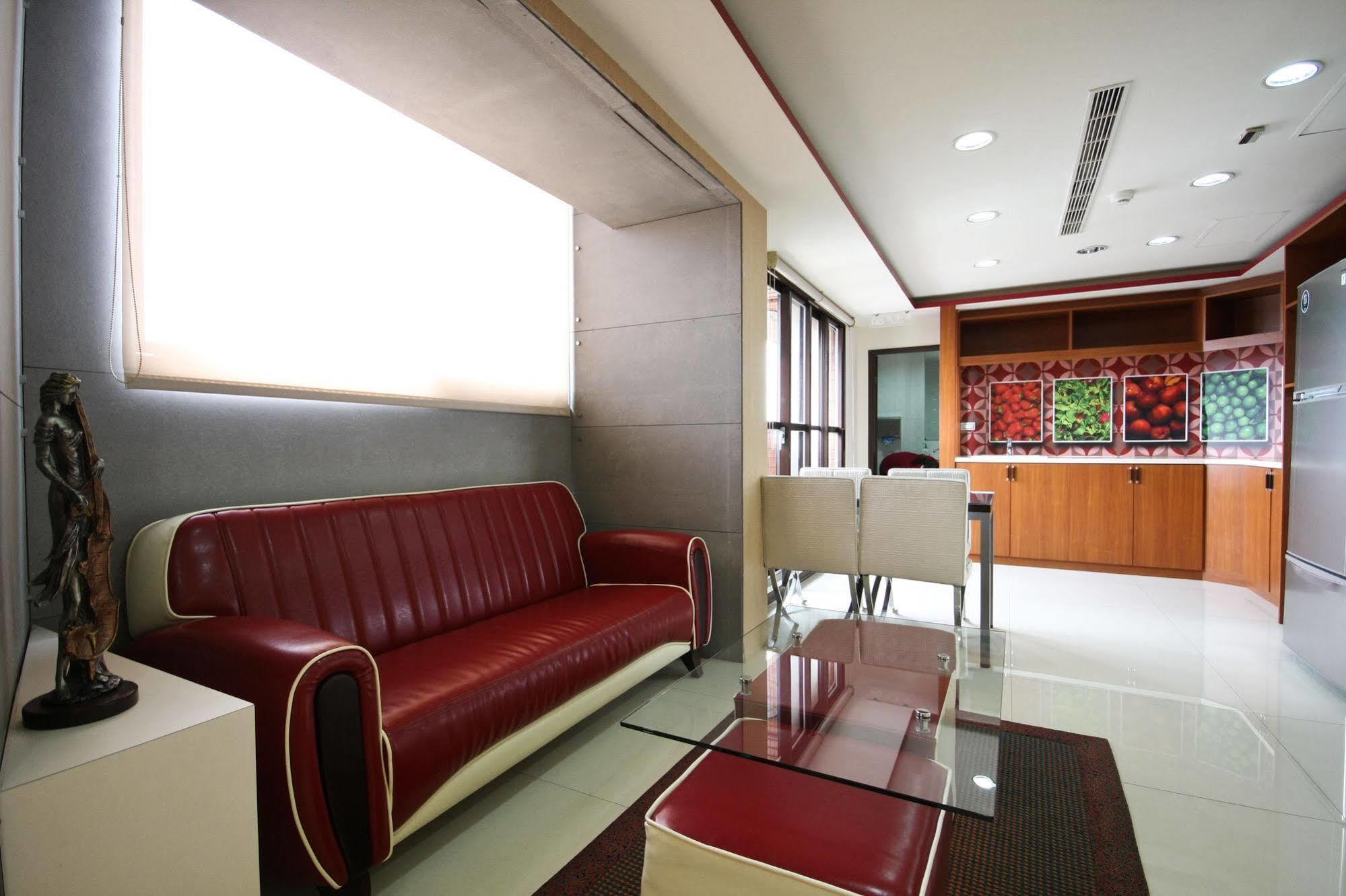 Talmud Hotel Gongyuan Taichung Eksteriør bilde